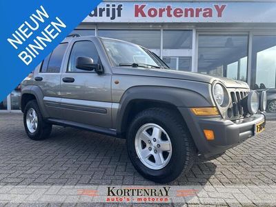 tweedehands Jeep Cherokee 3.7 V6 Limited 135000 km/cruise control/airco/navi