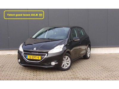 Zwart Occasion 2012 Peugeot 208 Envy Hatchback | € 2.490 (Goede deal)