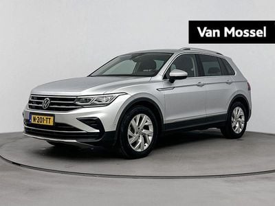 Grijs Gebruikt 2022 VW Tiguan Elegance SUV | € 31.900 (Super prijs)