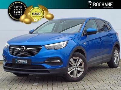 tweedehands Opel Grandland X 1.2 Turbo Business Edition Automaat / Parkeersensoren + Camera / Automatische Airco / Cruise Control / Navigatie