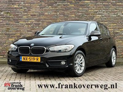 Zwart Occasion 2016 BMW 118 Hatchback | € 10.950 (Eerlijke prijs)