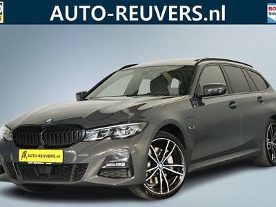 Grijs Occasion 2022 BMW 330e M Sport Stationwagen | € 30.900 (Goede deal)