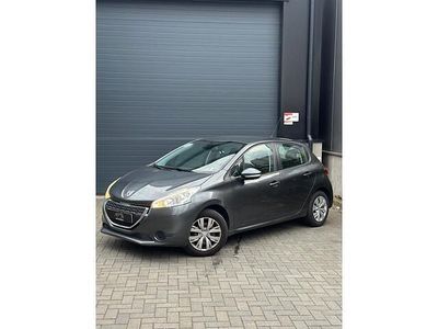 Grijs Gebruikt 2014 Peugeot 208 Hatchback | € 3.699 (Goede deal)