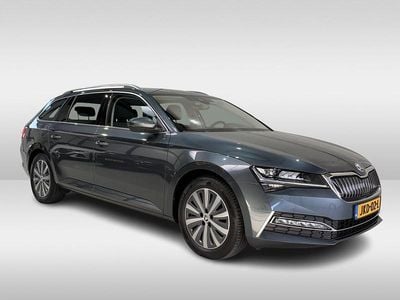 Occasion Skoda Superb 2021 Grijs (metallic) Stationwagen