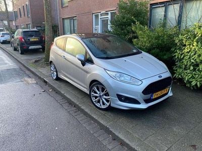 Occasion Ford Fiesta ST-Line 145 PK (106 kW) 2017 Zilver Hatchback