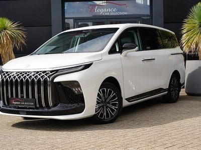 Wit Nieuw 2025 DFSK Forthing 9 MPV | € 54.950