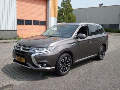 Mitsubishi Outlander P-HEV