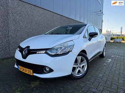 Wit Occasion 2013 Renault Clio IV Expression Hatchback | € 6.250 (Eerlijke prijs)