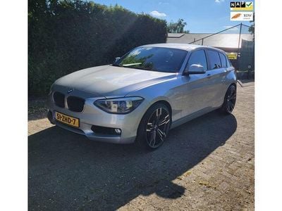 BMW 114