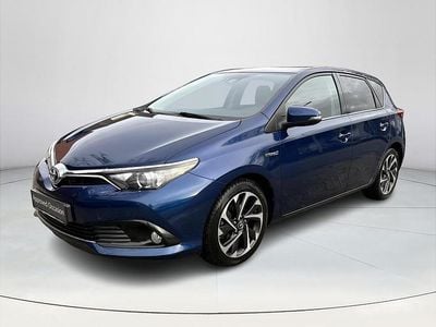 Blauw Occasion 2017 Toyota Auris Hybrid Trend Hatchback | € 15.949 (Iets duurder)