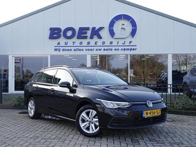 Occasion VW Golf VIII Life 2022 Zwart Stationwagen