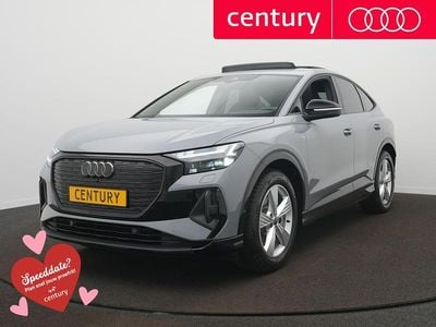 Grijs Occasion 2025 Audi Q4 Sportback e-tron S-Line SUV | € 54.900 (Duur)