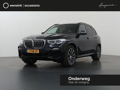 Zwart Gebruikt 2019 BMW X5 Executive SUV | € 46.935 (Eerlijke prijs)