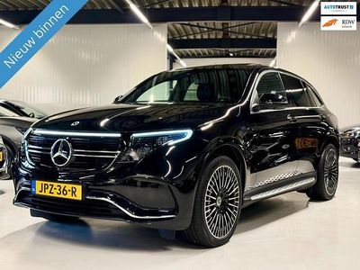 Zwart (metallic) Occasion 2023 Mercedes EQC400 AMG line SUV | € 44.900 (Goede deal)