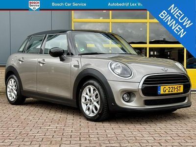 tweedehands Mini Cooper 1.5 Business Edition BOVAG Garantie