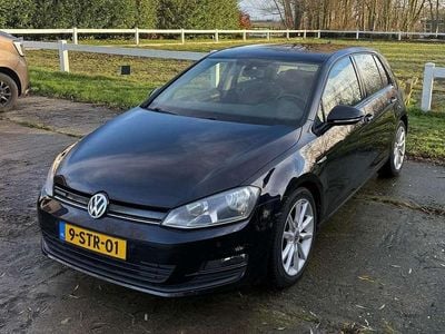 Zwart Gebruikt 2013 VW Golf VII Comfortline Hatchback | € 6.000 (Eerlijke prijs)