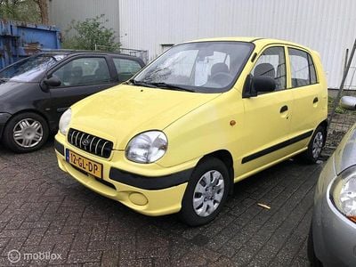 Occasion Hyundai Atos 54 PK (39 kW) 2001 Geel Hatchback