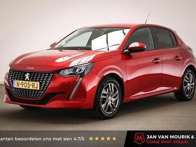Rood, metallic lak Gebruikt 2022 Peugeot 208 Active Hatchback | € 12.950 (Goede deal)