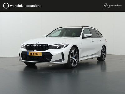 Wit Gebruikt 2023 BMW 330 Comfort Edition Stationwagen | € 41.435 (Iets duurder)