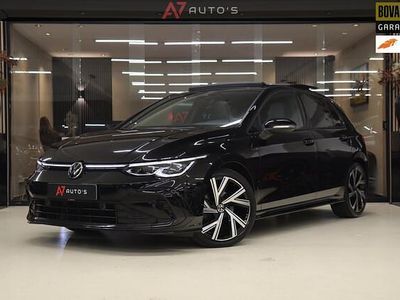 Occasion VW Golf VIII R-line 150 PK (110 kW) 2020 Zwart Hatchback