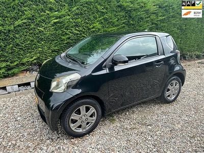 Toyota iQ