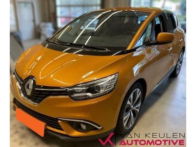 Oranje Occasion 2017 Renault Scénic IV Intens MPV | € 11.699 (Eerlijke prijs)