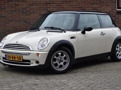 Wit Gebruikt 2005 Mini Cooper Pepper Hatchback | € 2.949 (Eerlijke prijs)