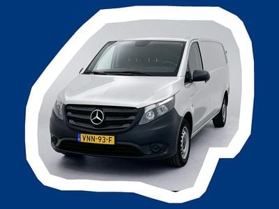 Grijs Gebruikt 2022 Mercedes Vito Van | € 23.845 (Goede deal)