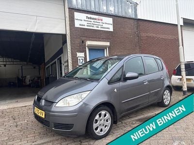 Occasion Mitsubishi Colt Invite 95 PK (69 kW) 2006 Grijs (metallic) Hatchback
