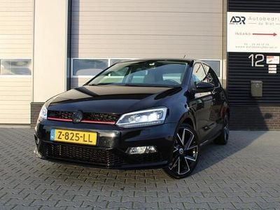 Zwart (metallic) Gebruikt 2010 VW Polo Team Hatchback | € 6.495 (Eerlijke prijs)