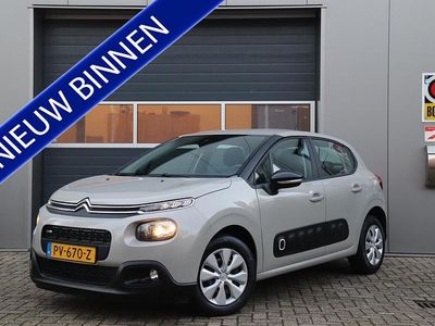 Grijs Occasion 2017 Citroën C3 Feel Hatchback | € 7.450 (Eerlijke prijs)