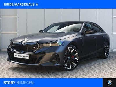Grijs Gebruikt 2024 BMW i5 M Sport Sedan | € 79.950