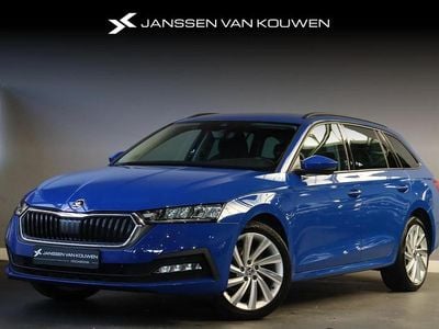 Blauw Occasion 2025 Skoda Octavia Business Line Stationwagen | € 23.885 (Super prijs)