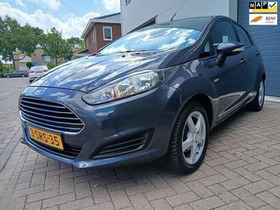 Occasion Ford Fiesta Style 65 PK (47 kW) 2013 Grijs Hatchback