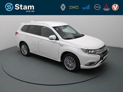 Wit Gebruikt 2021 Mitsubishi Outlander P-HEV Intense SUV | € 25.990 (Goede deal)