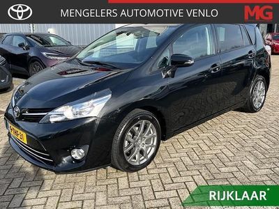 Zwart Gebruikt 2014 Toyota Verso Business Edition MPV | € 15.450 (Eerlijke prijs)