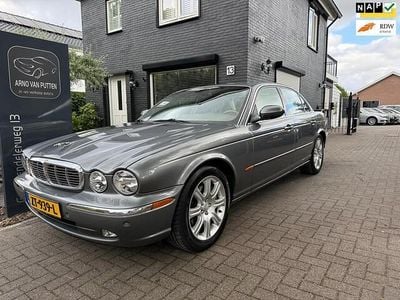 Occasion Jaguar XJ Executive 298 PK (219 kW) 2003 Grijs (metallic) Sedan