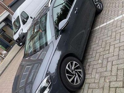 Grijs Gebruikt 2019 VW Golf VII Trendline Stationwagen | € 11.750 (Goede deal)