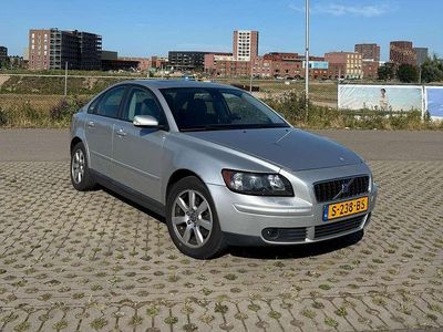 Grijs Gebruikt 2005 Volvo S40 Kinetic Sedan | € 8.475 (Duur)
