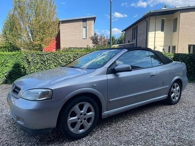 Grijs Gebruikt 2003 Opel Astra Cabriolet Cabriolet | € 1.475