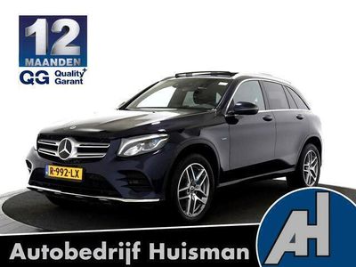 tweedehands Mercedes GLC350 4MATIC 235kW/320pk Aut7 Premium Plus AMG BURMESTER + DISTRONIC PLUS + MEMORY STOELEN + HIGH PERF. LED + PANORAMADAK + HEAD-UP + STOELVERWARMING + NAPPALEDER + CAMERA + SPOORPAKKET + AFN.TREKHAAK + PARKASSISTENT + 19" LM-VELGE