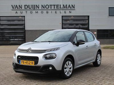 Grijs Occasion 2017 Citroën C3 Feel Hatchback | € 10.750 (Iets duurder)