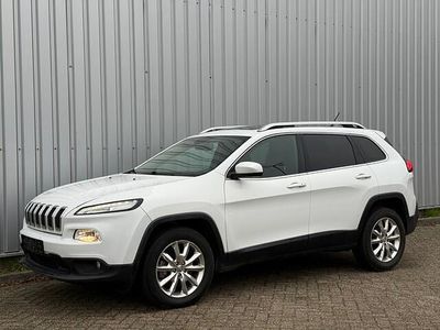 Wit (metallic) Gebruikt 2015 Jeep Cherokee Trailhawk SUV | € 14.950