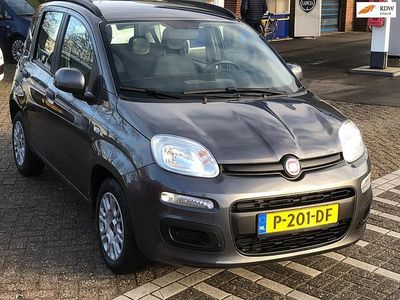Grijs Gebruikt 2019 Fiat Panda Pop Star Hatchback | € 9.650 (Iets duurder)