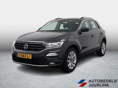 Grijs Gebruikt 2021 VW T-Roc Style SUV | € 17.399 (Goede deal)