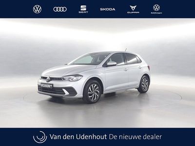 Grijs Gebruikt 2024 VW Polo Edition Hatchback | € 23.090 (Eerlijke prijs)