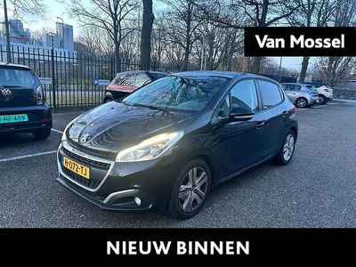 Zwart Gebruikt 2019 Peugeot 208 Active Hatchback | € 8.240 (Eerlijke prijs)