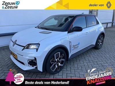 Wit Nieuw 2025 Renault R5 Iconic Hatchback | € 29.940 (Eerlijke prijs)