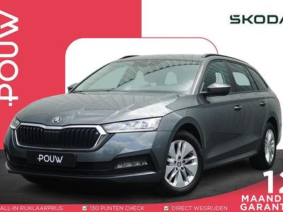 Grijs Gebruikt 2023 Skoda Octavia Ambition Stationwagen | € 20.950 (Eerlijke prijs)