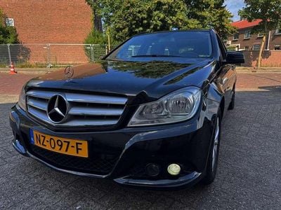 Mercedes C200